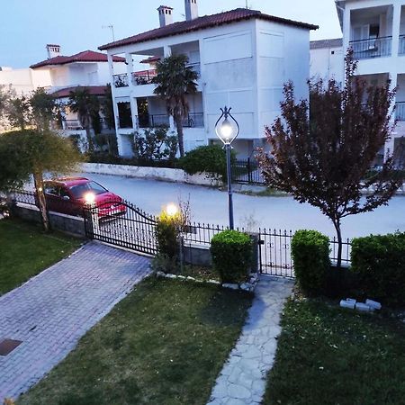 Beach Front Apartment In Pefkochori Zewnętrze zdjęcie
