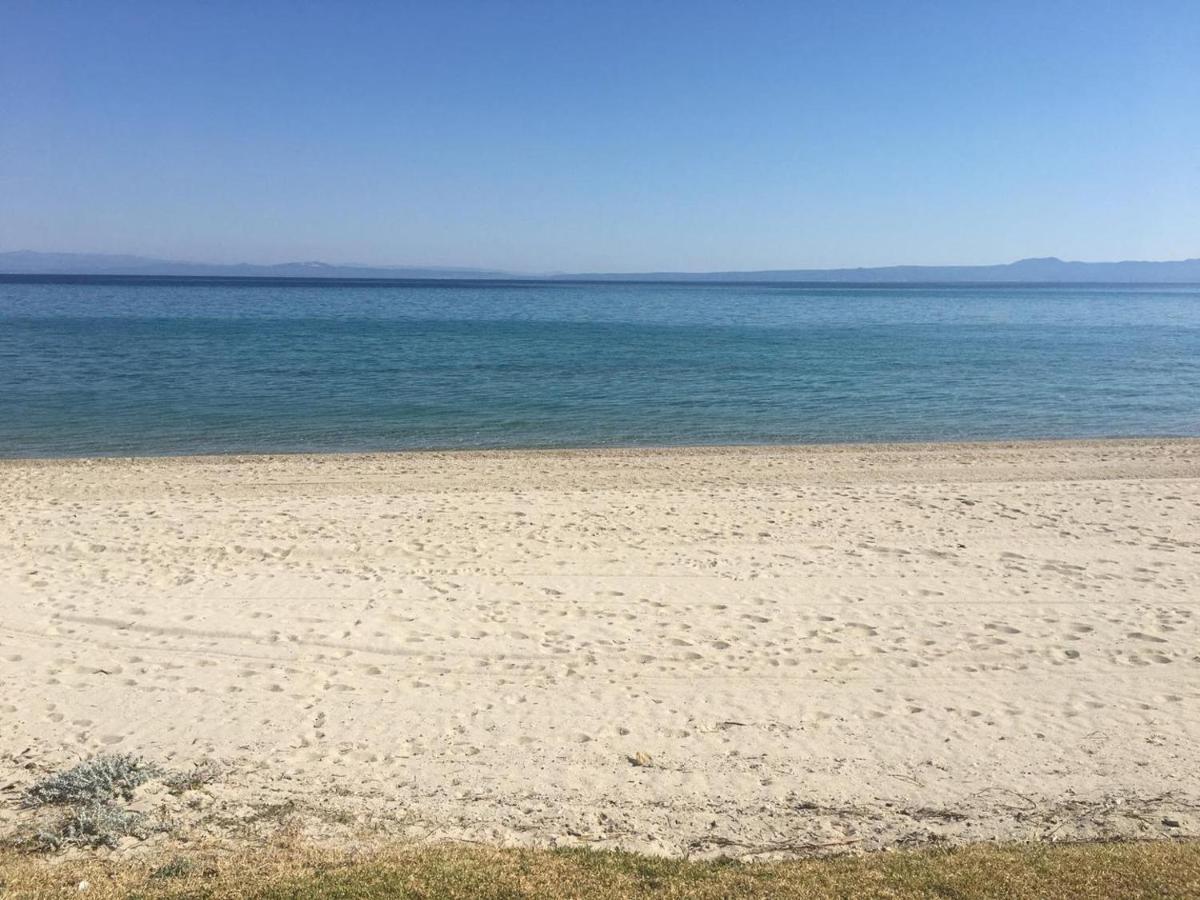 Beach Front Apartment In Pefkochori Zewnętrze zdjęcie